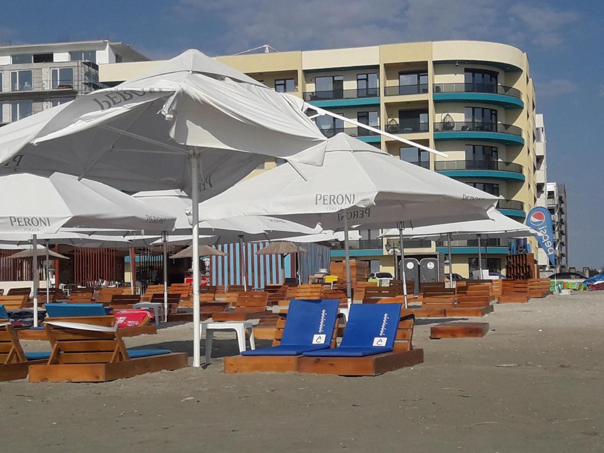 Apartament Amphora Pe Plaja Năvodari Kültér fotó